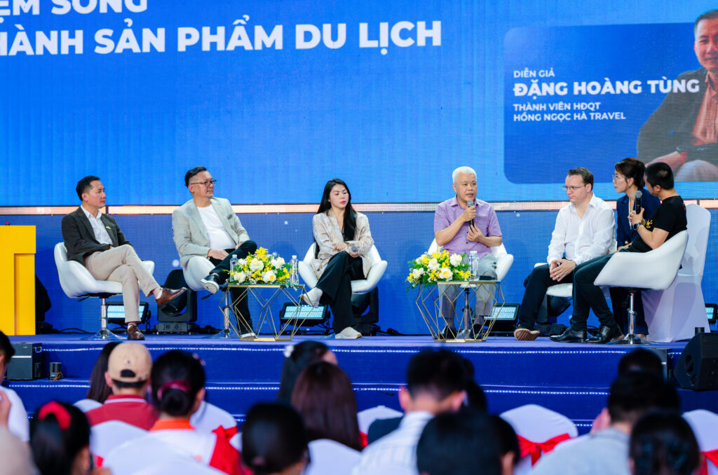 dien-gia-trong-khuon-kho-ngay-hoi-du-lich-2026