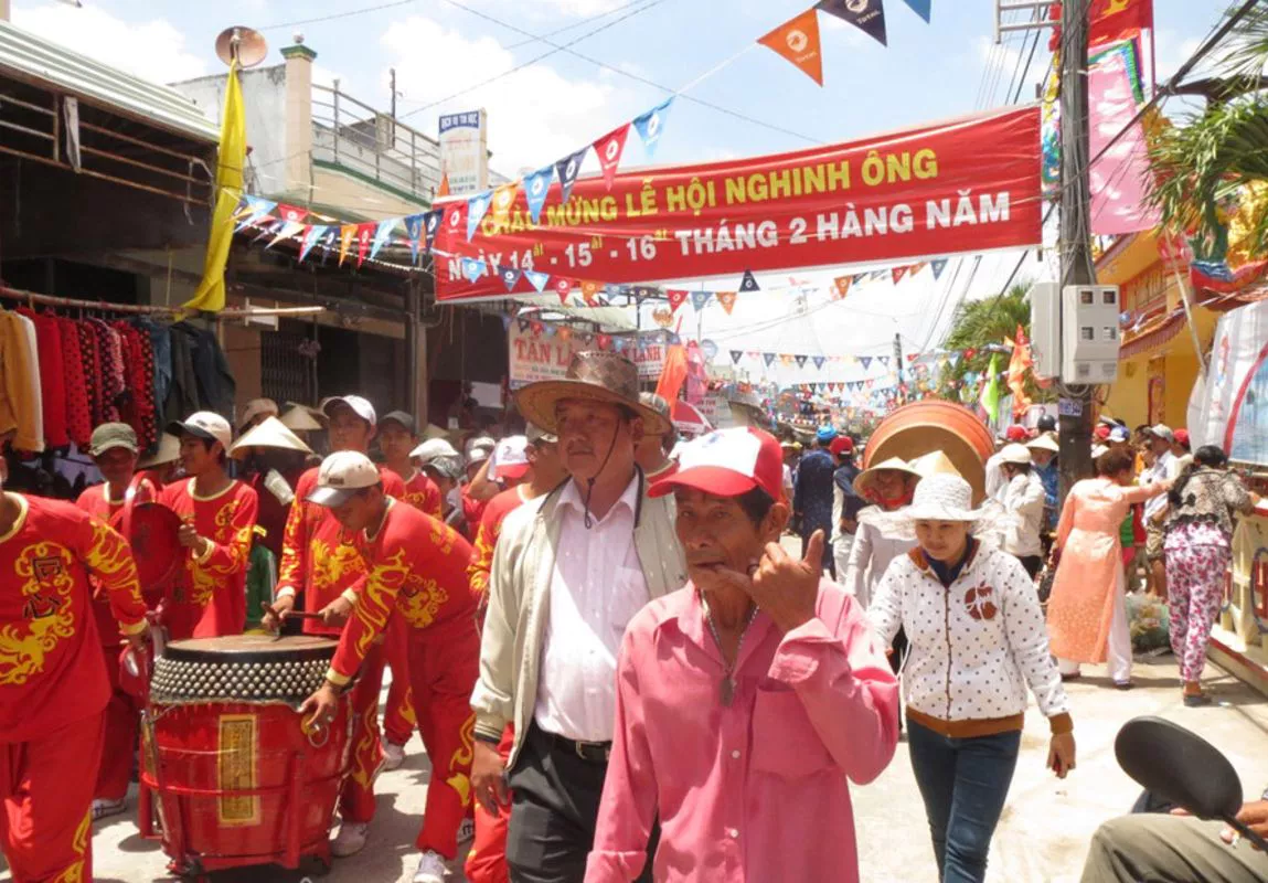 Nghinh Ong Song Doc Festival