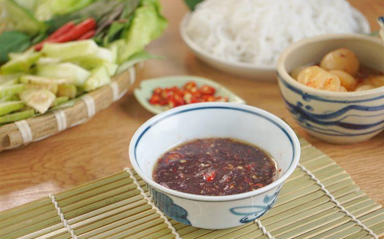Deceive the Eyes, Capture the Palate: Experience 6 Unique Vietnamese Delicacies